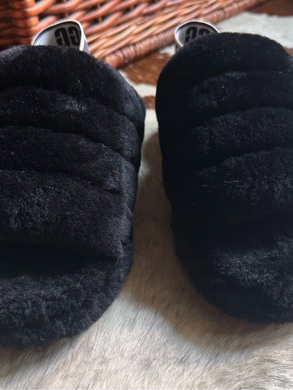 UGG Black Fuzzy Slide Slippers with Logo Strap